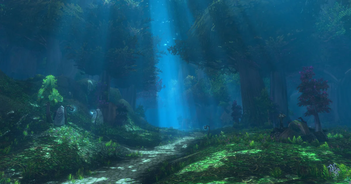 Ashenvale in WoW Forever under the new lighting: blue moonlight breaks through the canopy onto a forest path