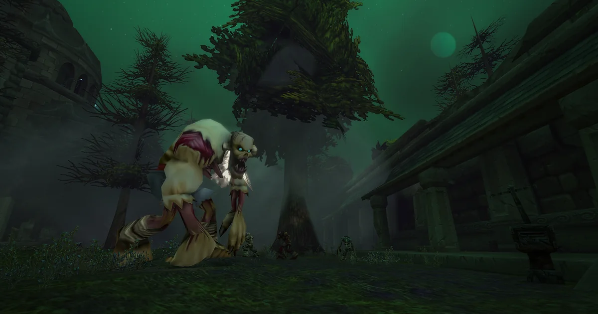Ruins of Lordaeron in WoW Forever: a plagued courtyard under a green sky, the level 15 to 20 dungeon